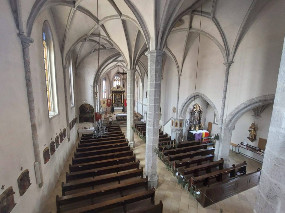 38-1 - Weißkirchen an der Traun.jpg