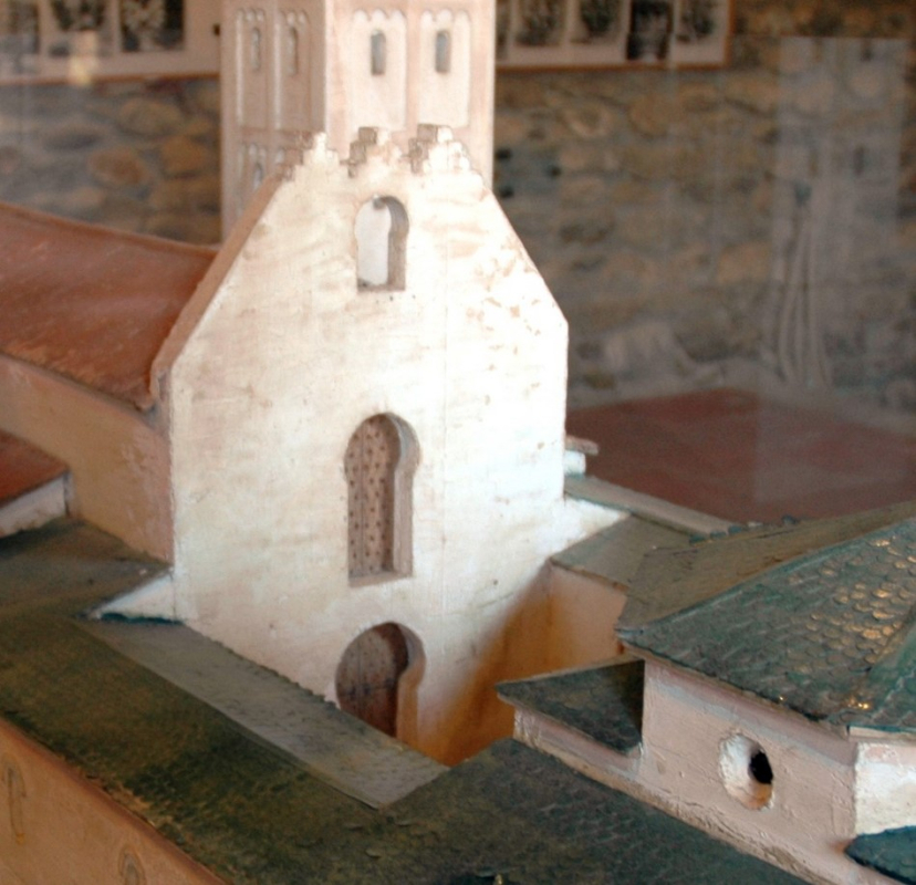 03-04 - France - Abbaye Saint-Michel de Cuxa.jpg